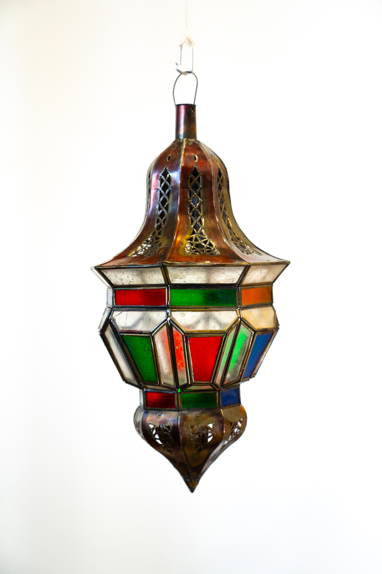 Lanterne vitraux rouge vert bleu